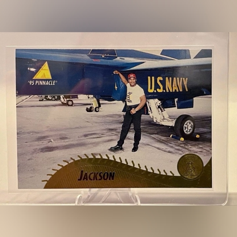 1995 Pinnacle #208 Bo Jackson US NAVY Image RARE Museum Collection